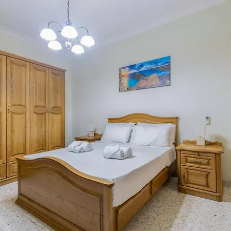 Beachfront 2 Bedroom Lejlighed Is-Sellum