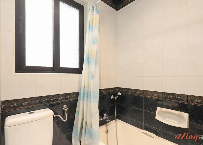 Beachfront 2 Bedroom * Is-Sellum